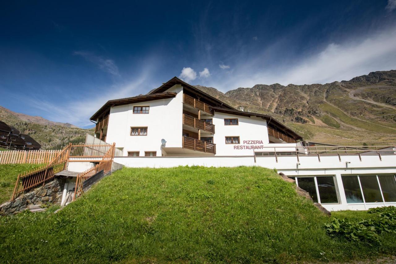 Sporthotel Kurzras Exterior photo